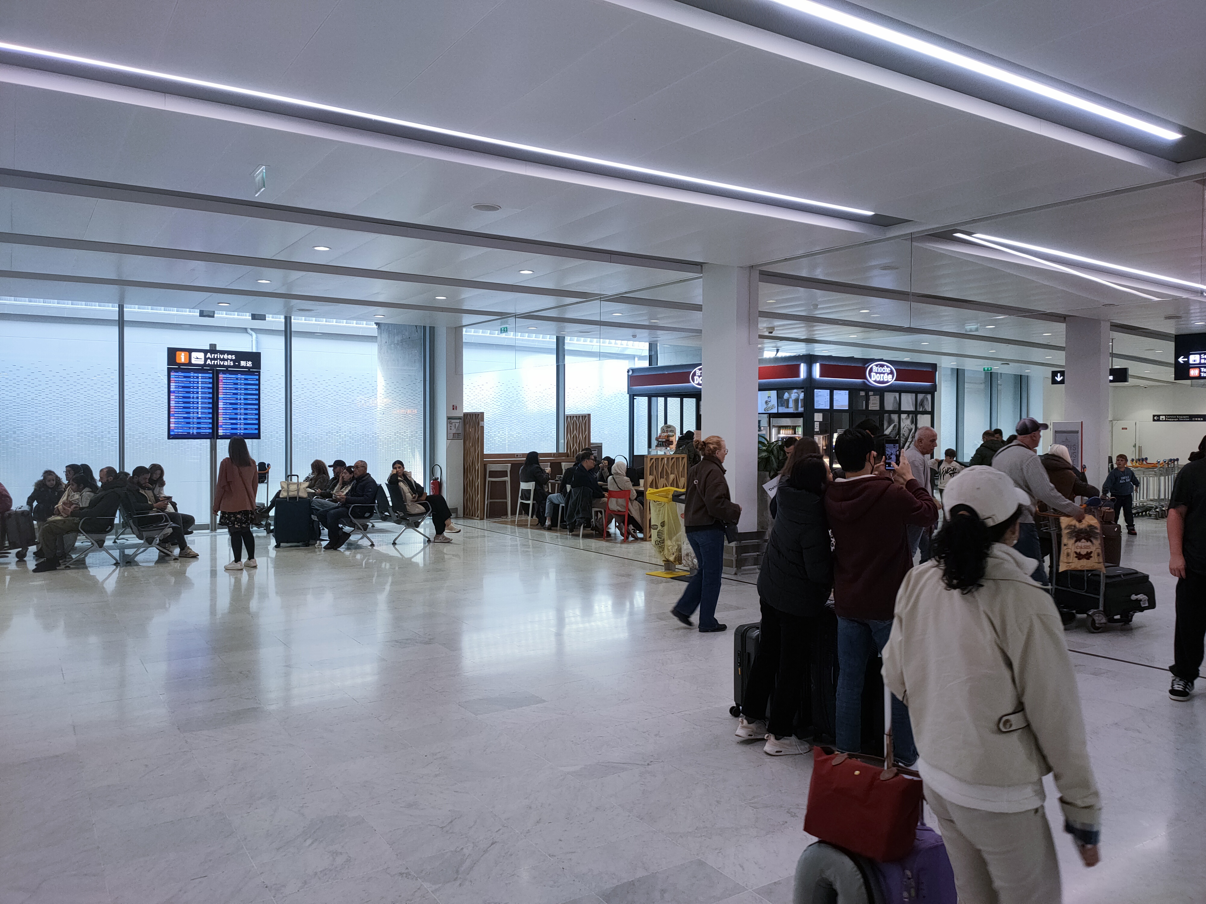 CDG Terminal 2B and 2D