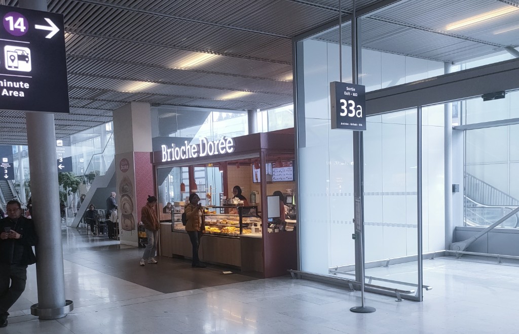 Meet and Greet Point ORLY 3